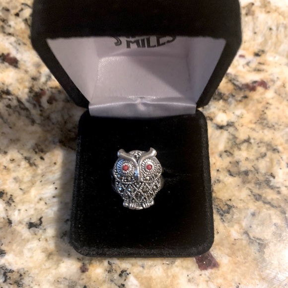 New Sterling Silver Owl Ring with marcasite, red enamel eyes, Size 6 - Picture 2 of 7